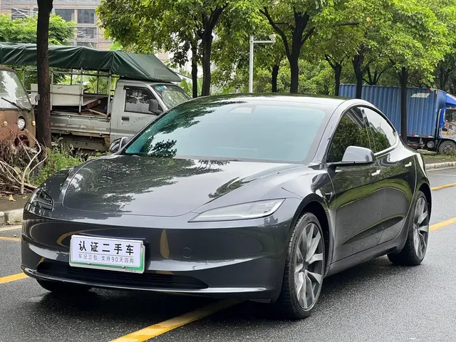 Tesla Model 3 2023 Rear-Wheel Drive