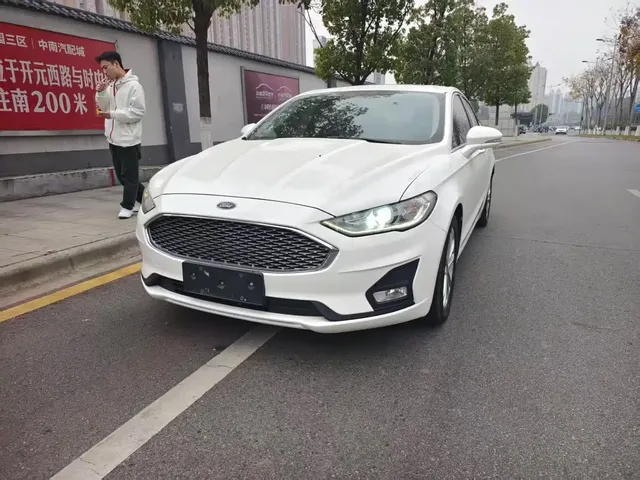 Ford Mondeo 2020 EcoBoost 180 Luxury