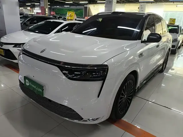 AITO Wenjie AITO M8 2025 Model Extended Range Max+ Edition 53.4kWh 6-Seater