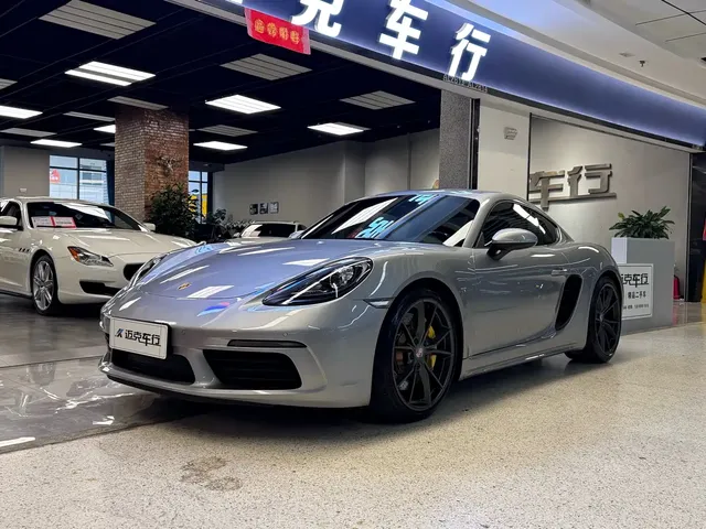 Porsche 718 2018 Cayman 2.0T