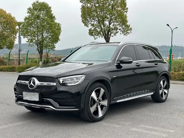 Mercedes-Benz GLC 2022 GLC 300 L 4MATIC Dynamic Collector's Edition