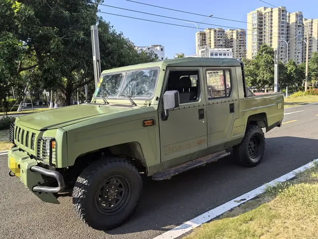 BAW (Beijing Automobile Works) Warrior Pickup 2018 Model 2.8T Diesel Integrated Double Row 3035mm Wheelbase