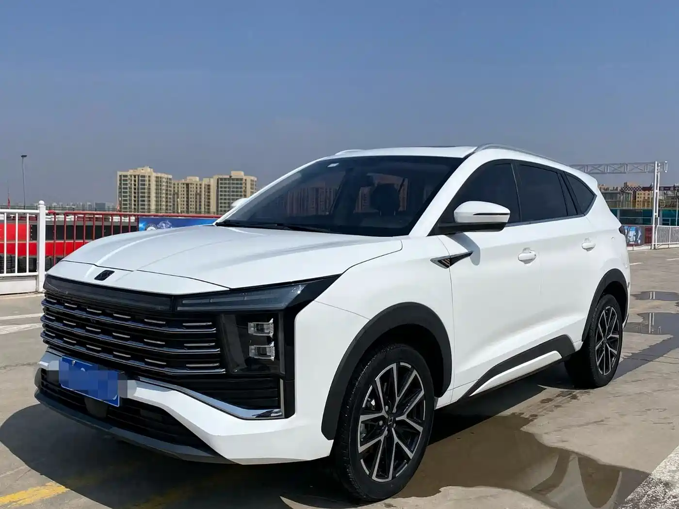 Sehol X8 PLUS 2023 1.5TGDI DCT Smart Family Edition (6-seater)