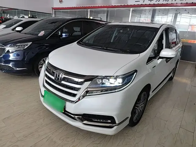 Honda Elysion 2019 2.0L Hybrid Luxury Edition
