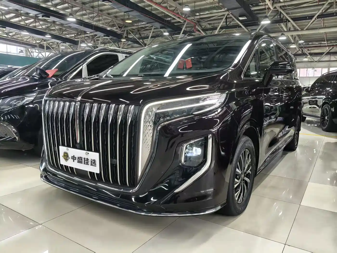 Hongqi HQ9 PHEV 2024 Model 2.0T AWD Luxury Edition