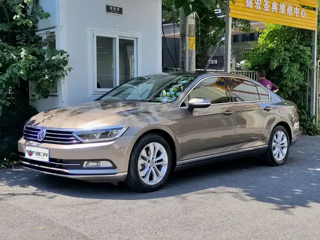 Volkswagen Magotan 2018 Facelift 330TSI DSG Luxury