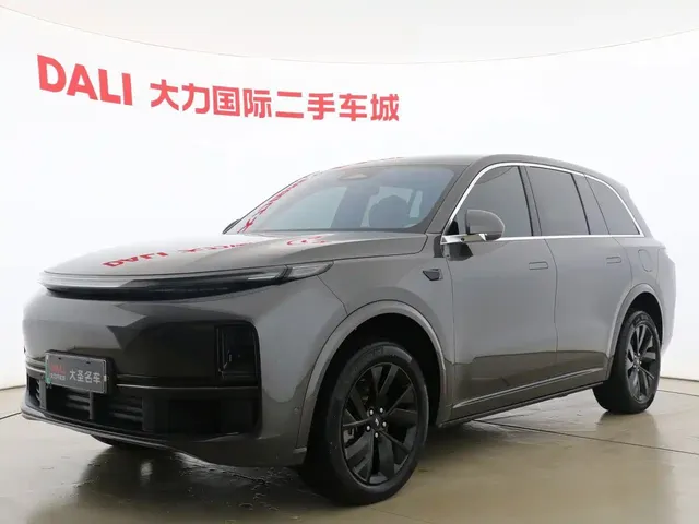 Li Auto Li L8 2023 Pro