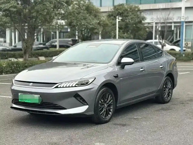 BYD Qin PLUS 2021 EV 500KM Luxury Model