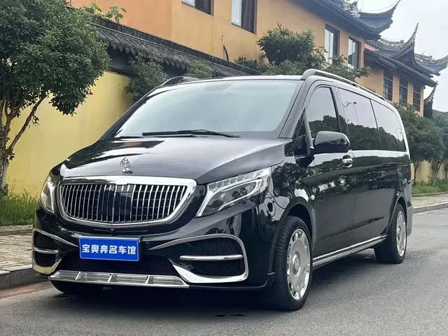 Mercedes-Benz Vito 2021 2.0T Business Edition 9-seater