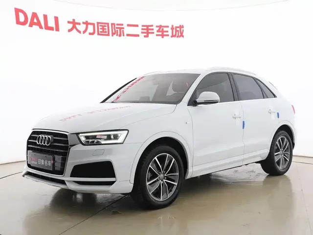 Audi Q3 2018 30 TFSI Fashion Collector's Edition