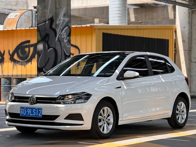 Volkswagen Polo 2021 Plus 1.5L Automatic Colorful Tech Edition