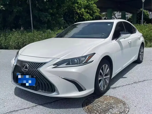 Lexus ES 2020 200 Excellence