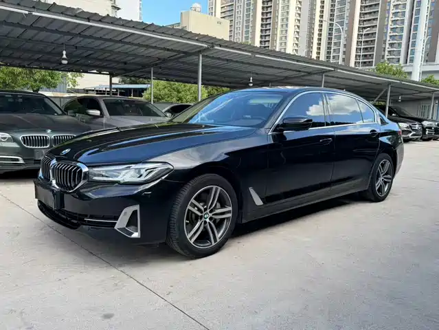 BMW 5 Series 2023 530Li xDrive Luxury Package