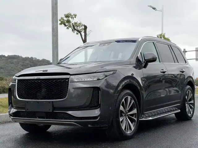 Li Auto Li ONE 2020 Extended Range 6-seater