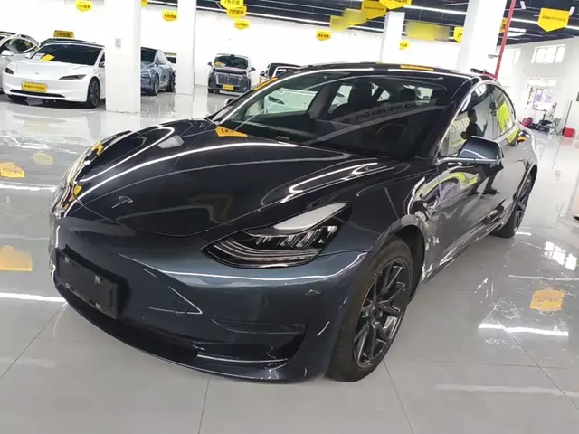 Tesla Model 3 (Import) 2019 Long Range All-Wheel Drive Edition