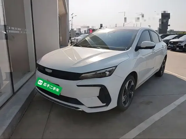 Geely Emgrand L HiP 2022 1.5TD-DHT Pro 100KM Super Rui