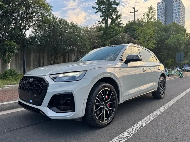 Audi Q5L 2024 Model 45 TFSI Luxury Dynamic