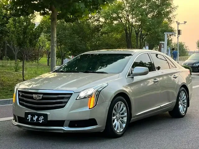Cadillac XTS 2018 28T Technology