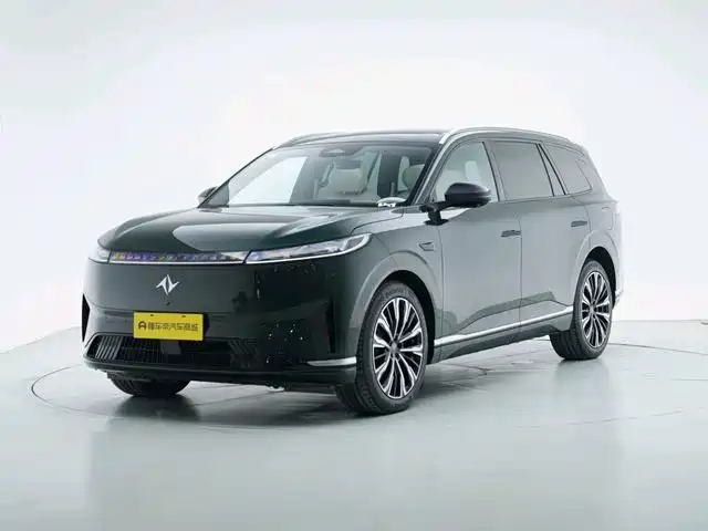 Dongfeng Yipai eπ008 2026 6-seater Extended Range Family Edition