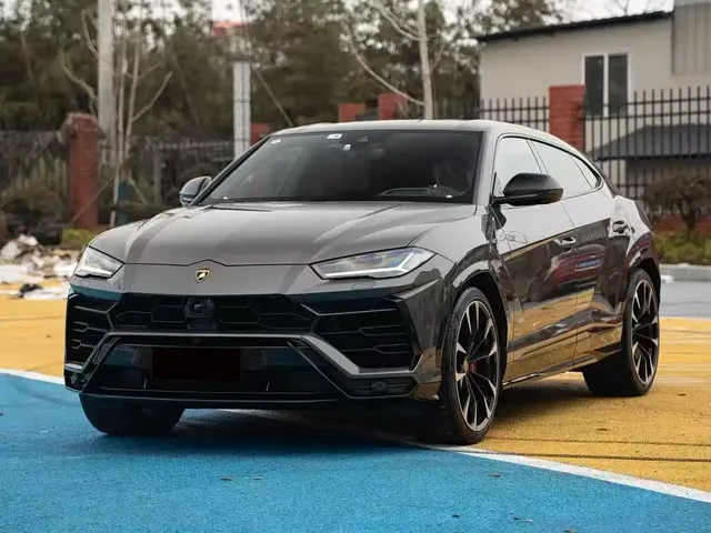 Lamborghini Urus 2021 4.0T V8
