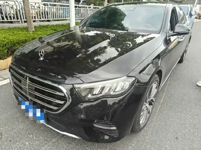 Mercedes-Benz E-Class 2024 E 300 L Fashion