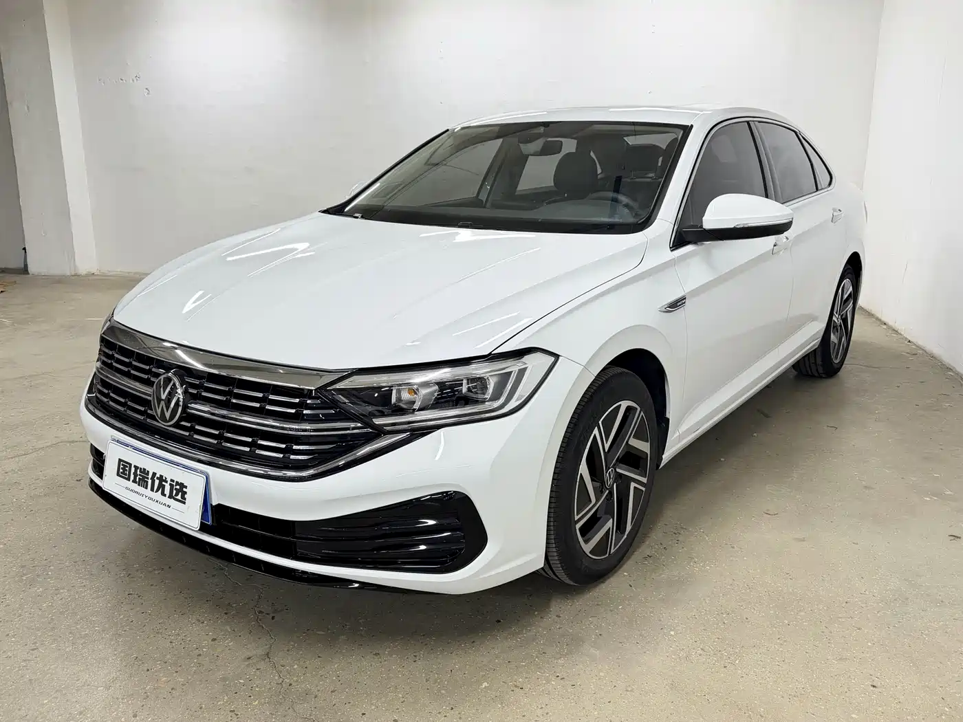 Volkswagen Sagitar 2023 280TSI DSG Surpass Plus Edition