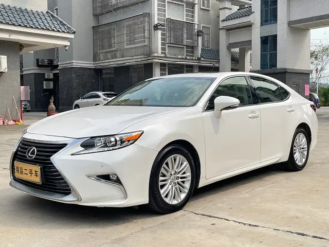Lexus ES 2015 200 Elite Edition
