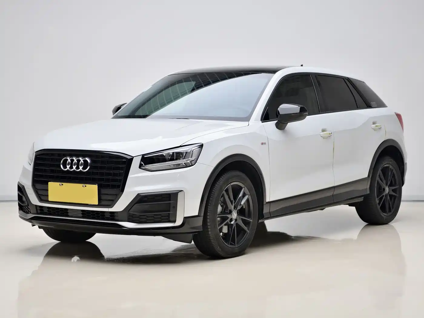 Audi Q2L 2021 35 TFSI Progressive Dynamic