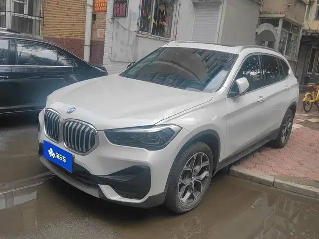 BMW X1 2022 sDrive25Li Leading
