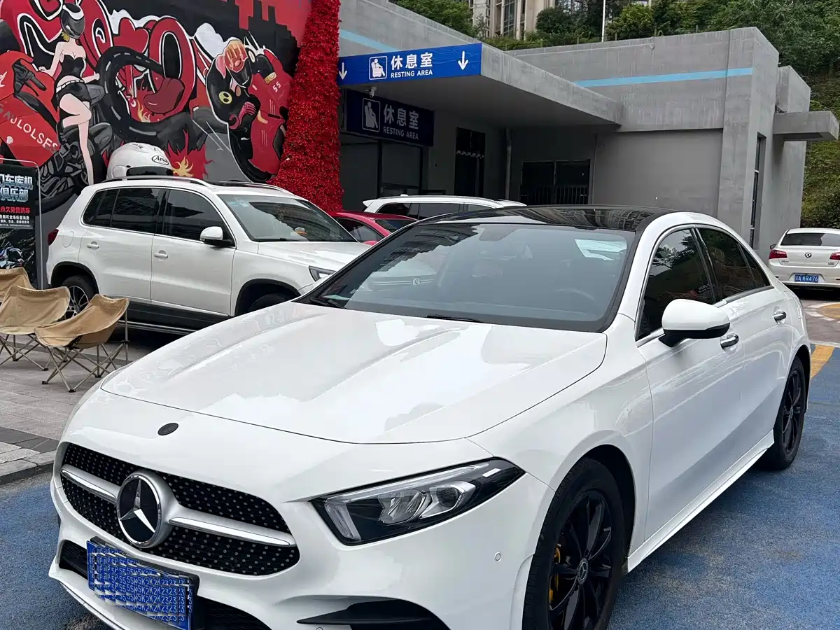 Mercedes-Benz A-Class 2022 A 200 L Sport Sedan Style