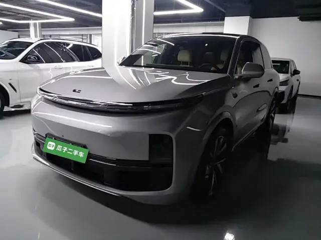 Li Auto Li L8 2023 Pro