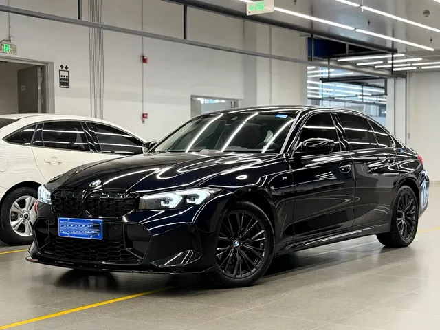 BMW 3 Series 2023 325Li M Sport Black Night Package
