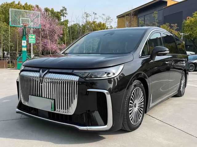 Voyah Auto Voyah Dreamer 2025 PHEV 4WD Kunpeng Premium Edition