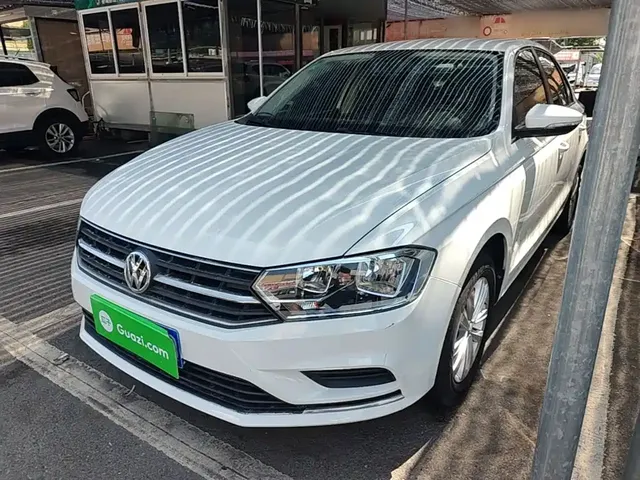 Volkswagen Bora 2018 1.5L Automatic Fashion