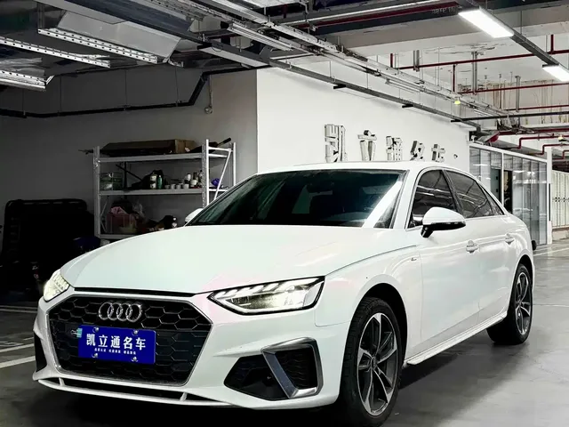 Audi A4L 2022 40 TFSI Fashion Dynamic