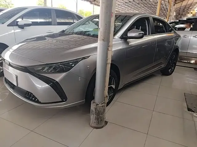 Geely Geometry G6 2024 500KM Premium
