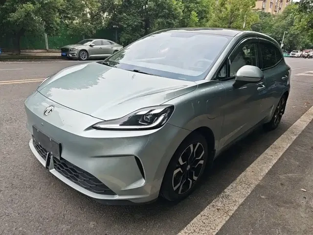 MG 4 EV 2025 Base Model
