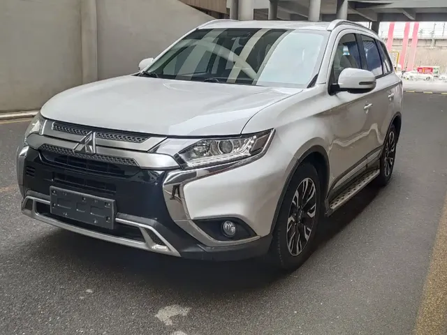 Mitsubishi Outlander 2019 2.0L 2WD Enjoy 5-Seater China VI