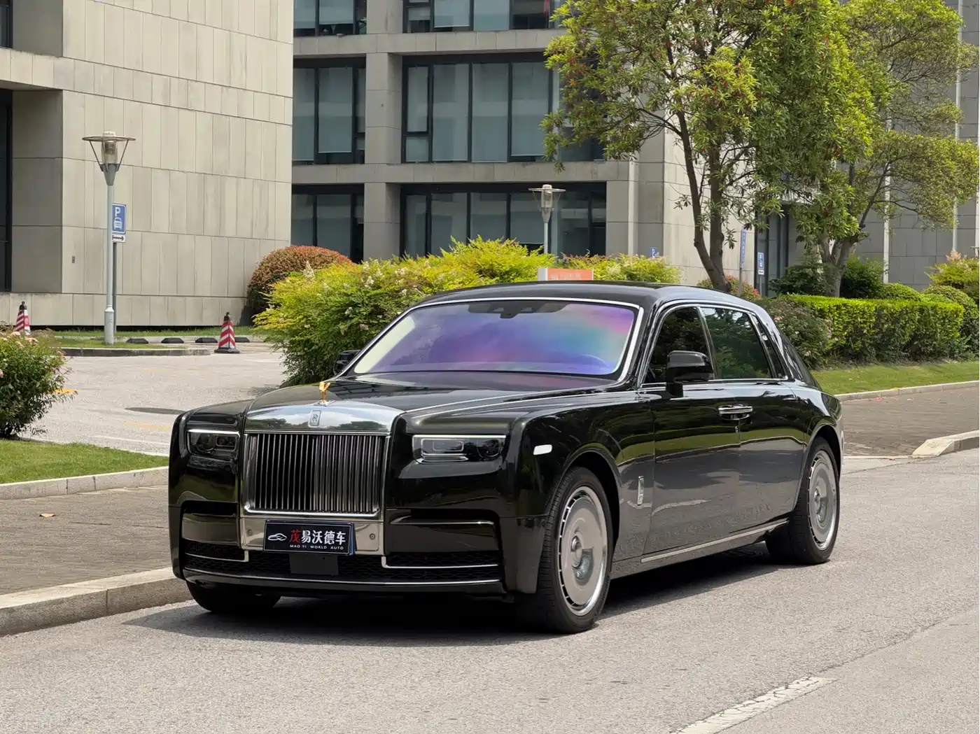 Rolls-Royce Phantom, 2022