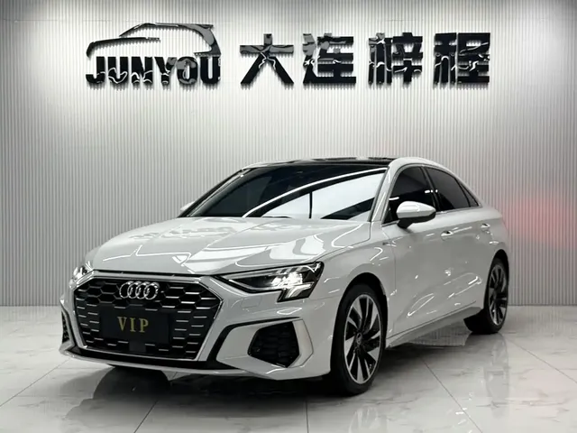 Audi A3 2023 Facelift A3L Limousine 35 TFSI Fashion Sport