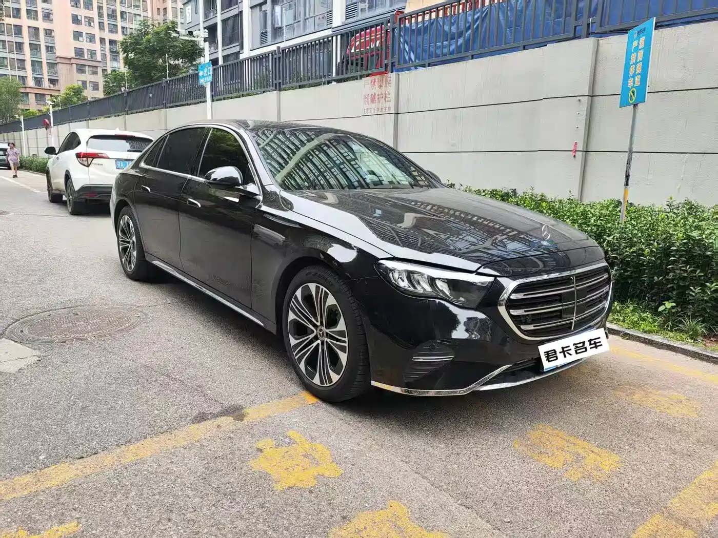 Mercedes-Benz E-Class 2026 E 300 L Luxury