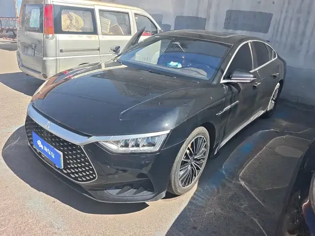BYD Han 2023 DM-i Champion Edition 121KM Premium