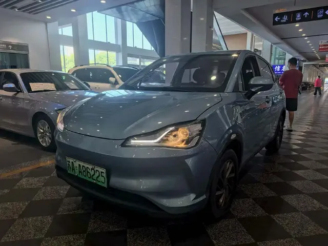 Nezha Auto Nezha V 2021 Standard Range Entertainment Edition