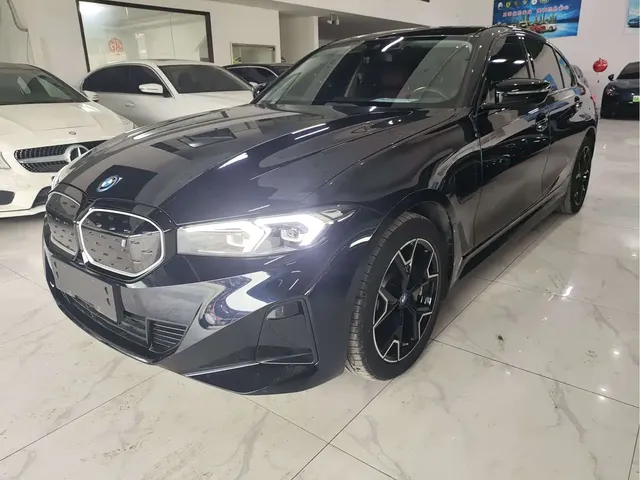 BMW i3 2024 eDrive 40 L Shadow Night Package