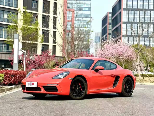 Porsche 718 2018 Cayman 2.0T