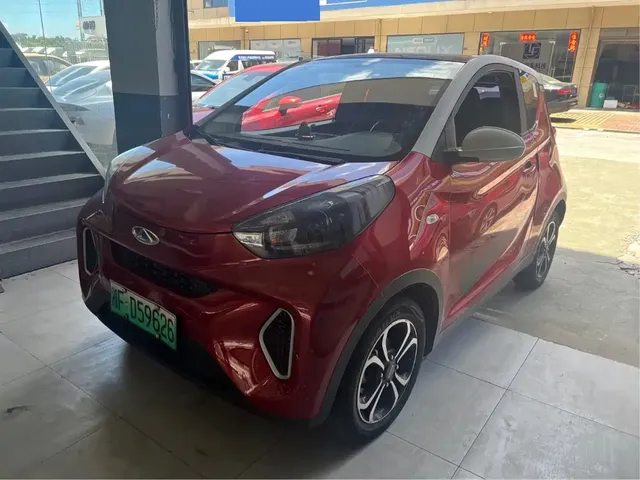 QQ New Energy Little Ant 2019 4-Seater Smart Enjoy Edition 35kWh