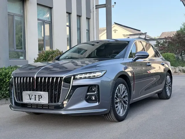 Hongqi H5 2023 2.0T Auto Smart Connect Flag Comfort