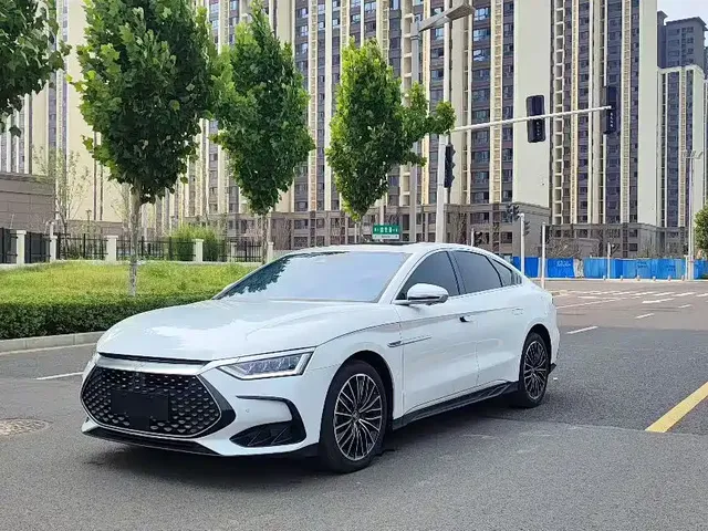 BYD Han 2022 DM-i 121KM Premium Edition