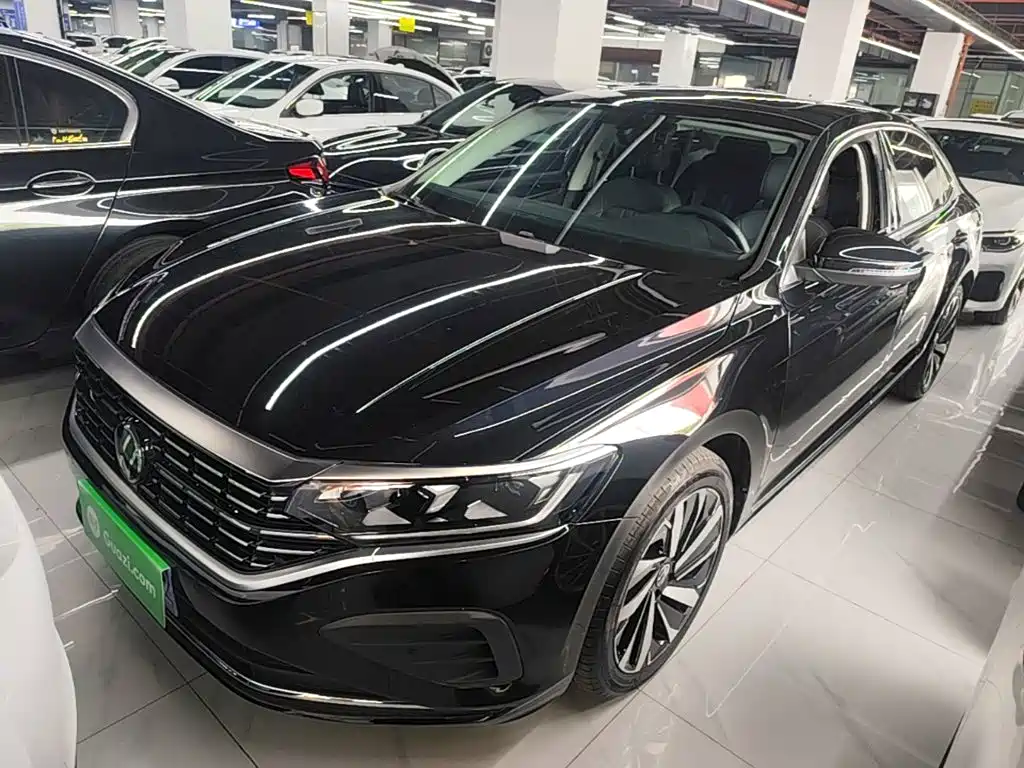 Volkswagen Passat 2024 330TSI Starlight Elite Edition