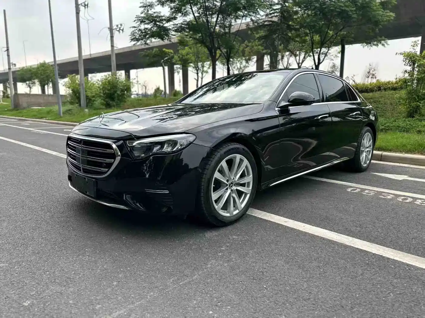 Mercedes-Benz E-Class 2024 Model E 260 L